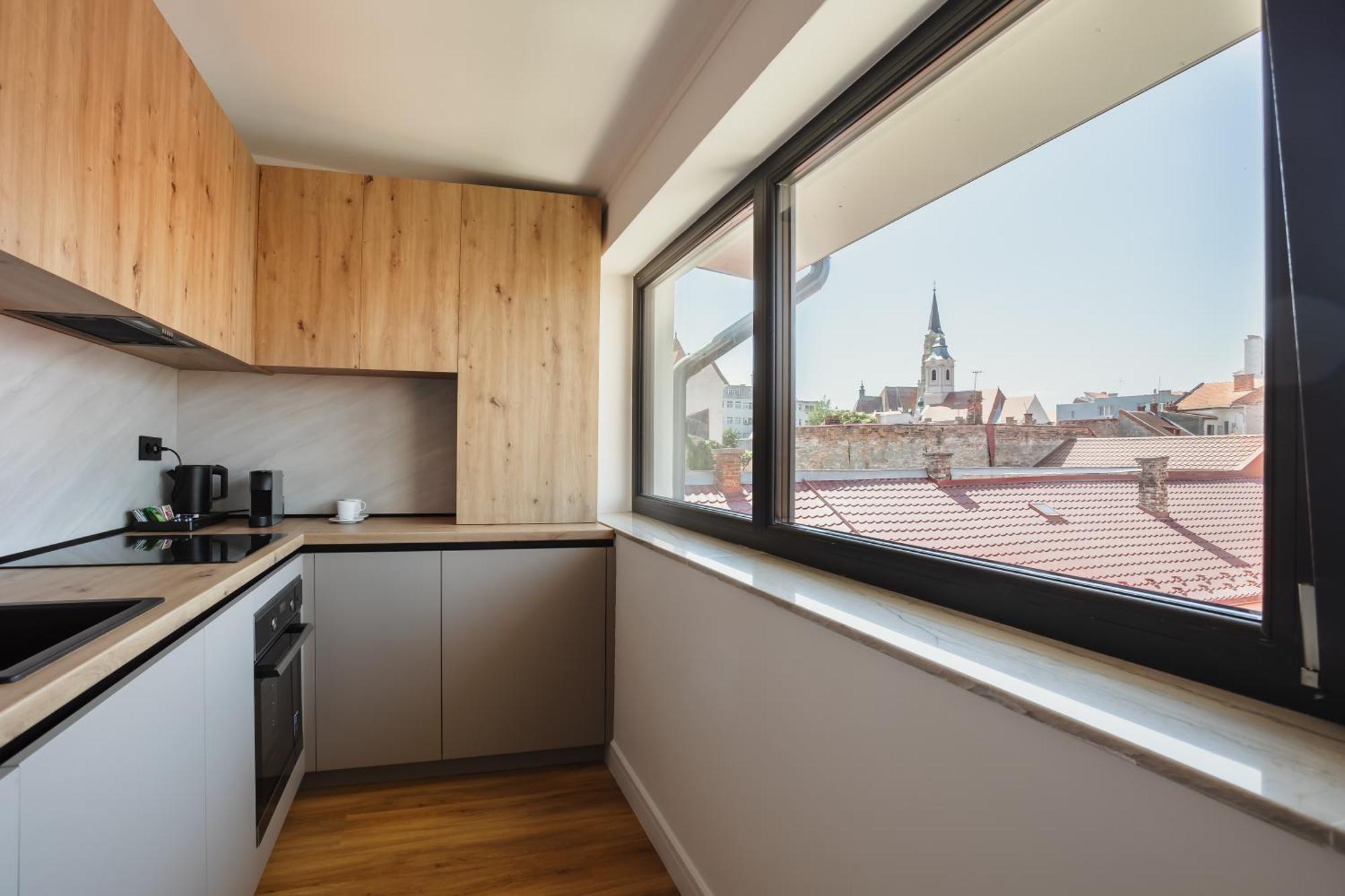 Bloom Downtown Suites Cluj-Napoca Exterior photo